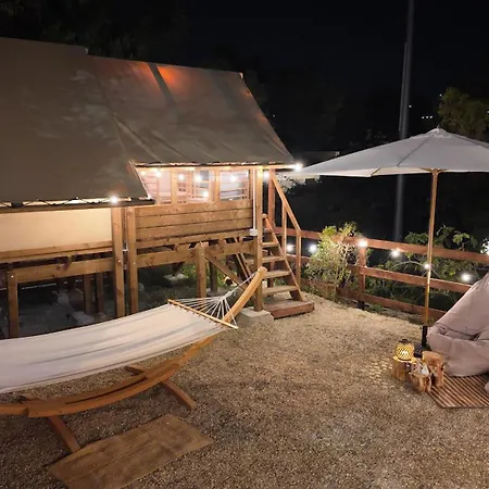 Twiga Tenda Su Palafitta *